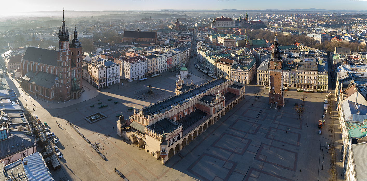 Rynek Głowny Sukiennice Ratusz 3_1